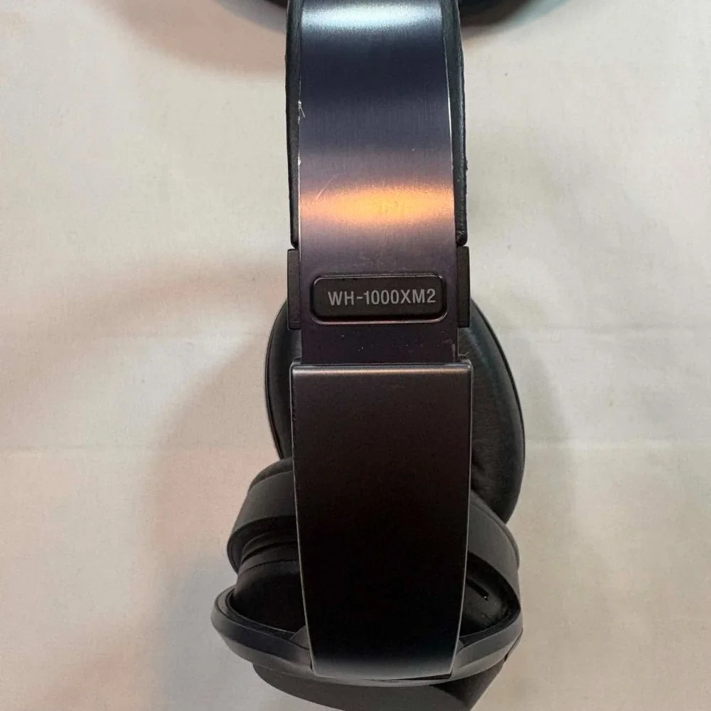 Sony WH-1000XM2 Wireless Noise Canceling Over Ear Headphones Black Case WH1000XM